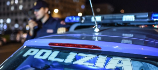 Roma. La Polizia di Stato. Ultimi 4 arresti per rissa, 1 denuncia per lesioni e resistenza a pubblico ufficiale, un altro arresto per rapina.