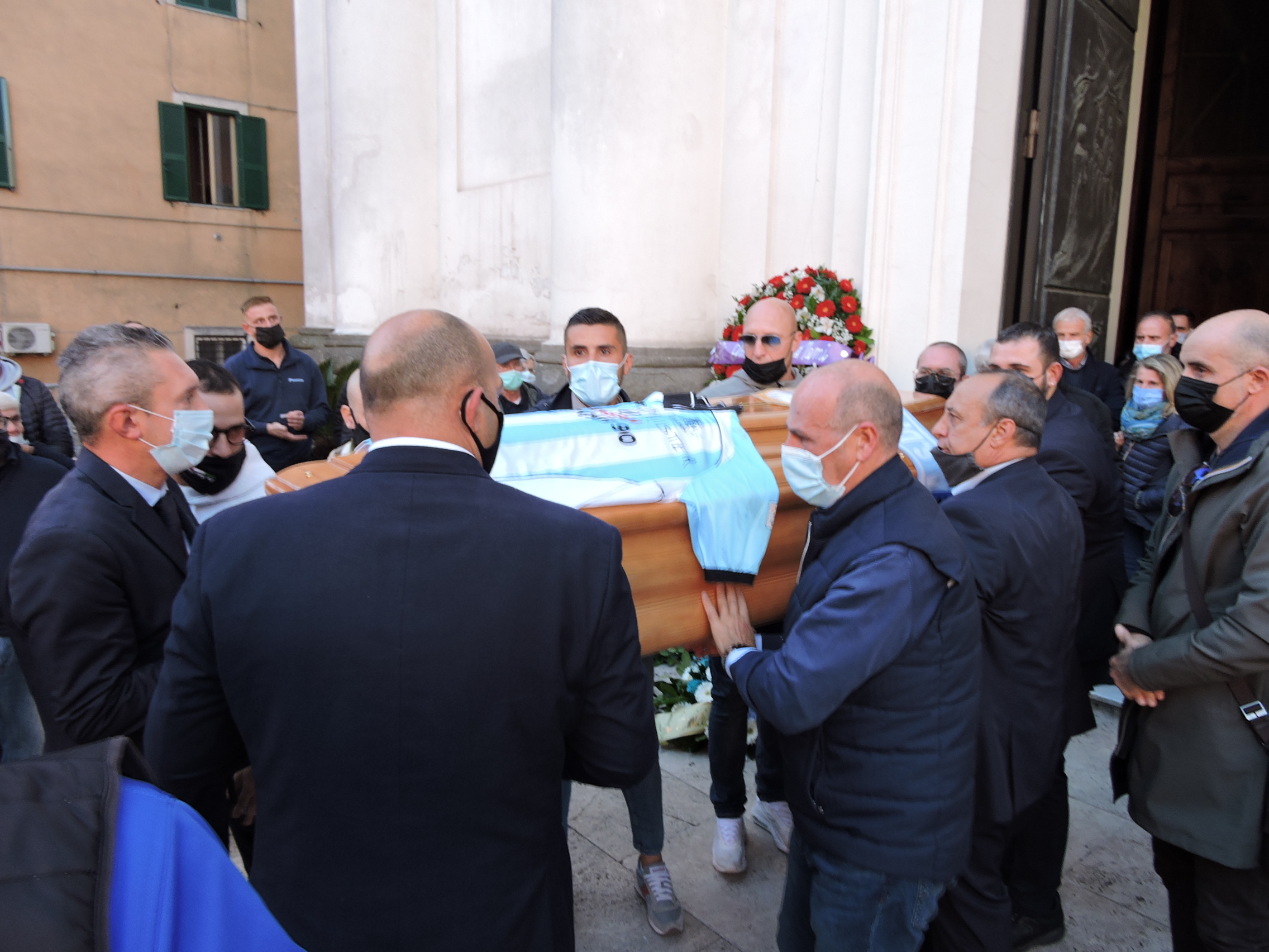 Genzano, celebrati nel duomo i funerali di Aldo Salerno