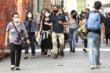 Grottaferrata, fino al 9 gennaio obbligo di mascherina all’aperto