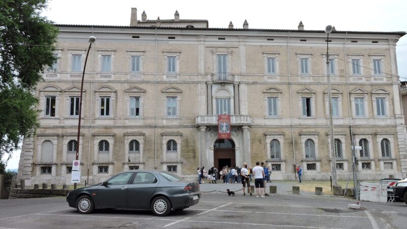 Il Parco e il Palazzo Sforza Cesarini di Genzano