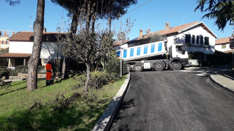 Frascati, avviati i lavori di risistemazione del manto stradale in via Greuter