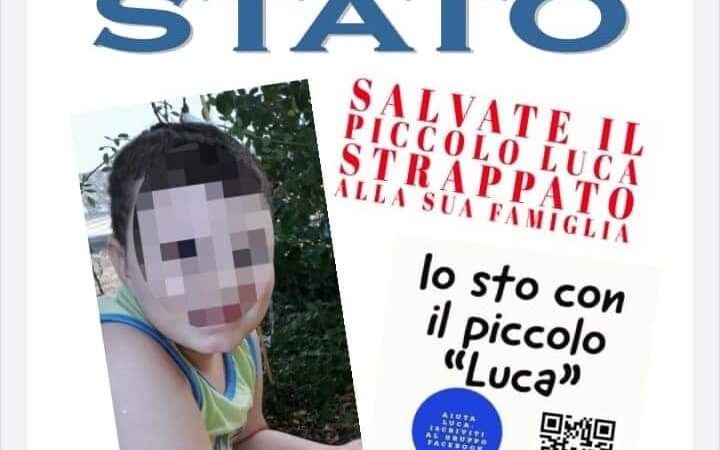 La mamma di Luca lancia una petizione per riabbracciare suo figlio