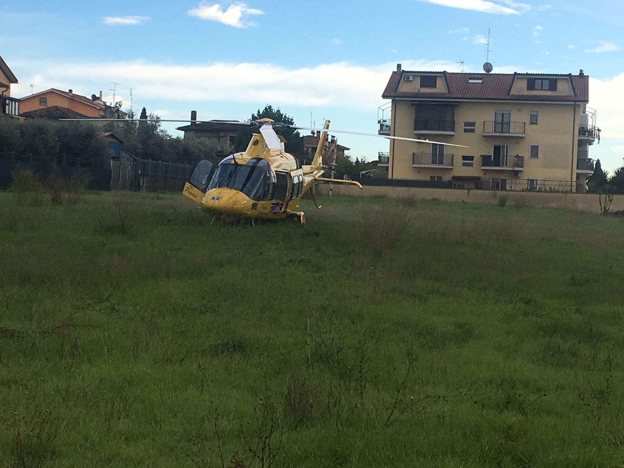 Pavona di Albano, muore Alba la cartolaia del paese. Inutili i soccorsi di un elisoccorso