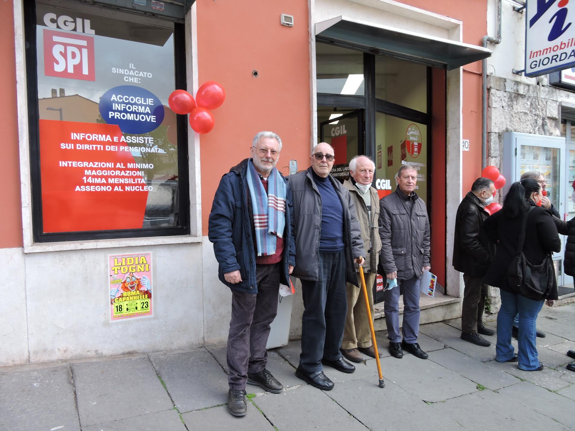 Genzano, inaugurata la nuova sede della Cgil in via Garibaldi 40, operativa da oggi. Presente l’amministrazione comunale