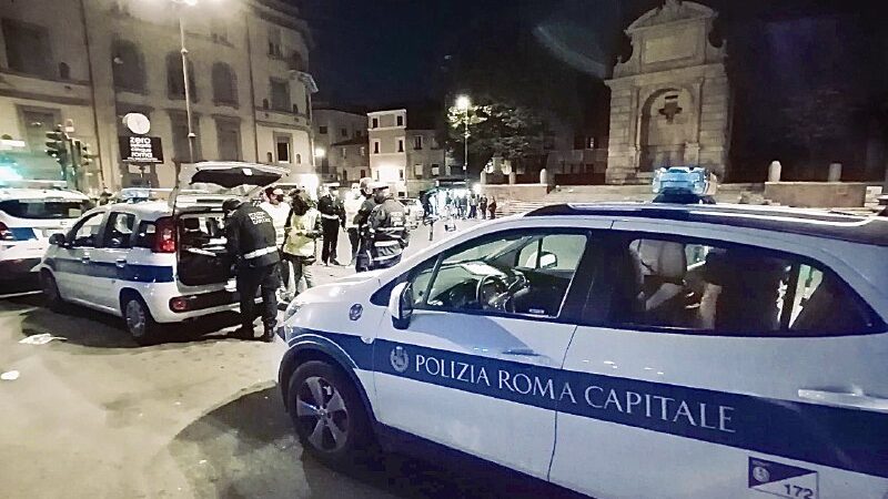 Roma, controlli della Polizia Locale nelle zone Movida, sanzioni per mancanza di green pass nei locali e per condotte irregolari alla guida: oltre un migliaio le contestazioni￼