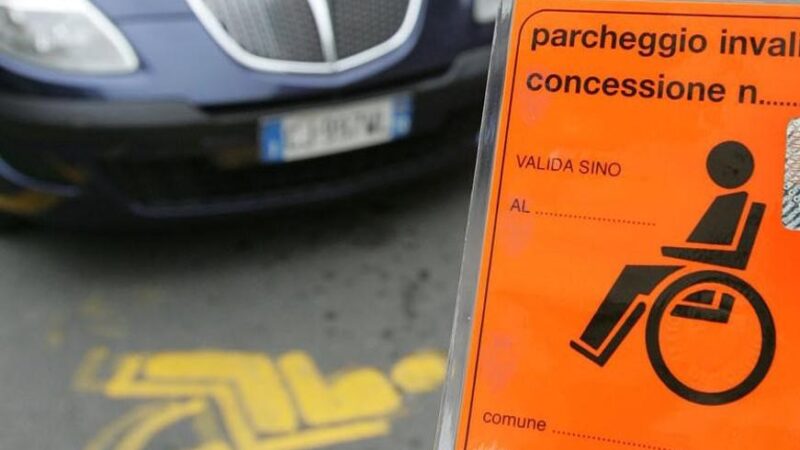 Marino, nuovo regolamento parcheggi disabili con concessioni