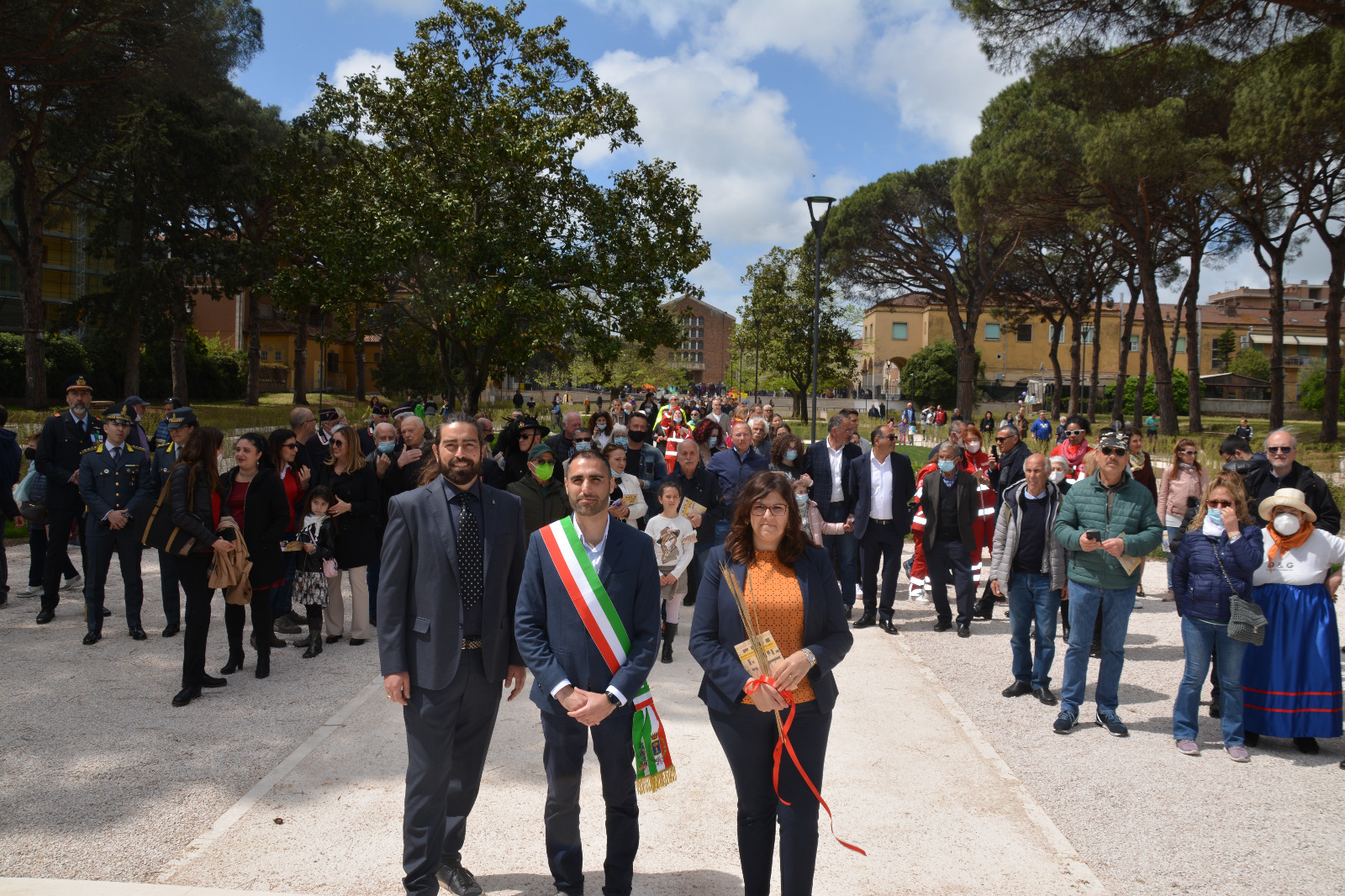 Pomezia celebra il 25 aprile, inaugurati i nuovi giardini Petrucci￼