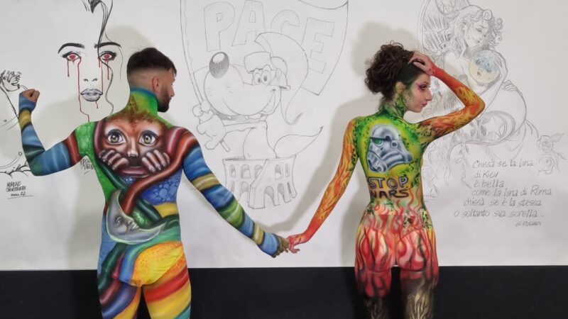 Genzano, Sonia Ricci, incanta i presenti con i suoi dipinti su corpo. L’arte del Bodypainting al Romics Roma