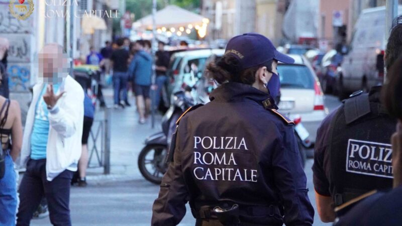 Polizia Locale, oltre 300 attività e più di 500 persone controllate dalla Polizia Locale in questo fine settimana: Abusi in un negozio del Centro Storico, verifiche sulle “finte” gallerie d’arte: ennesimo caso sanzionato a San Lorenzo