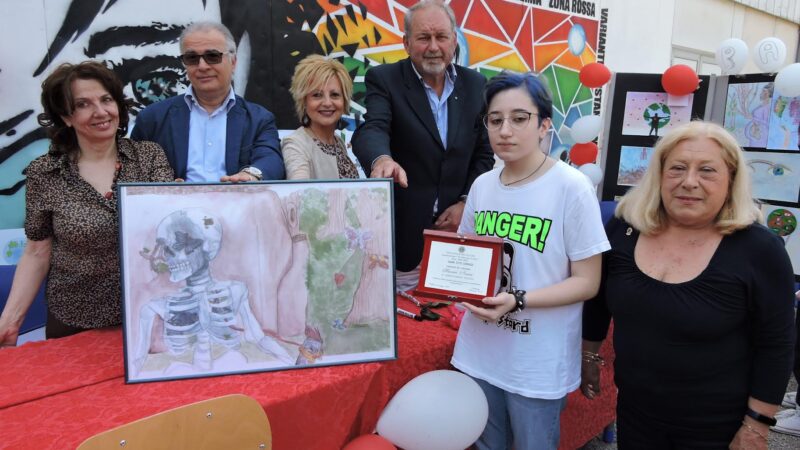 Velletri alla scuola Aurelio Mariani consegnati i premi del concorso un poster per la pace organizzato dal Lions Club