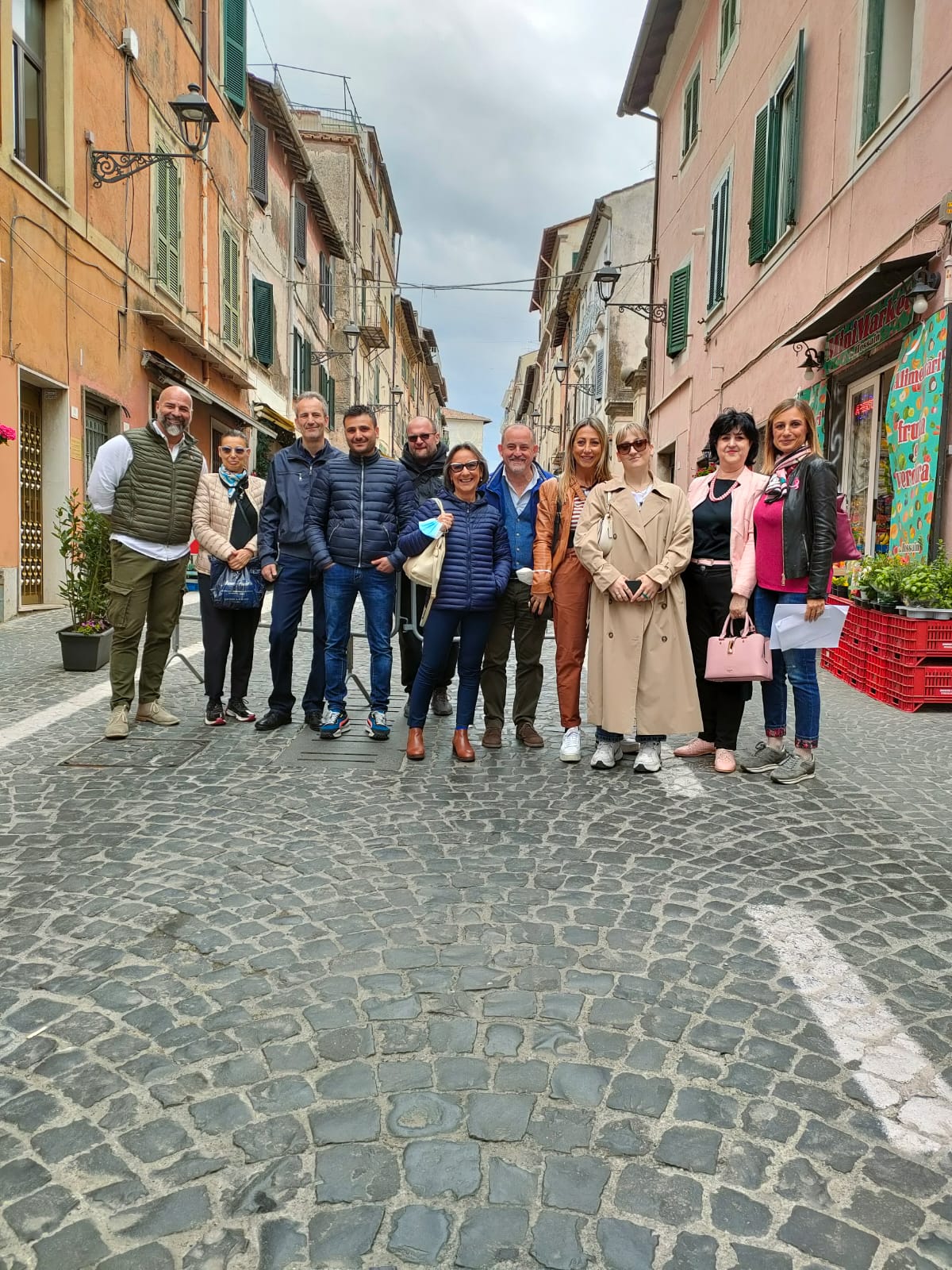 Ariccia, iniziato il tour del PD in centro e nelle periferie con la segretaria Giorgia La Leggia e altri iscritti