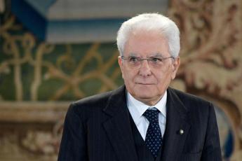 Naufragio migranti, Mattarella: “Indispensabile impegno Ue contro trafficanti”