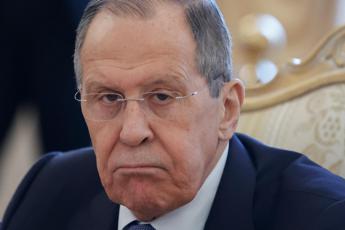 Ucraina, Lavrov: “Bambini evacuati in Russia possono tornare dai genitori”