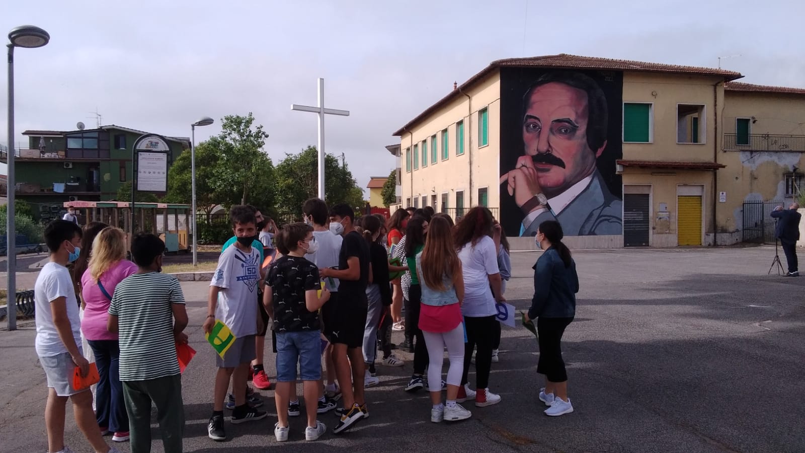 Lanuvio, Aprilia, inaugurato il murales dell’artista Mauro Sgarbi per Giovanni Falcone