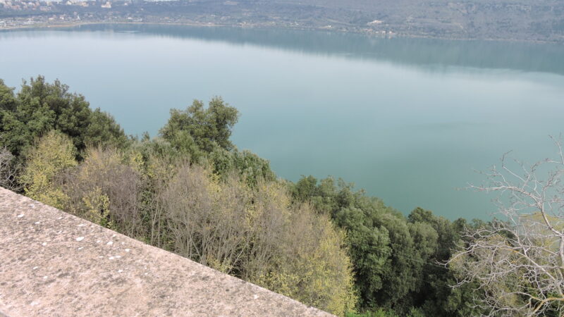 Castel Gandolfo, l’anziano olandese ritrovato grazie a tre ragazzi napoletani in gita ai Castelli