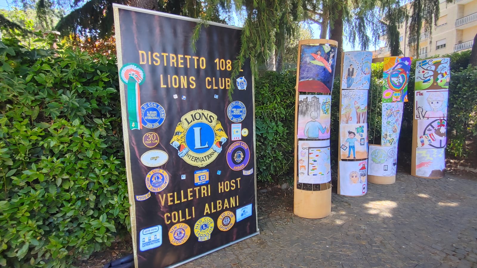 Genzano, premiati gli studenti della Garibaldi per i lavori del concorso del Lions Club Il Poster della Pace