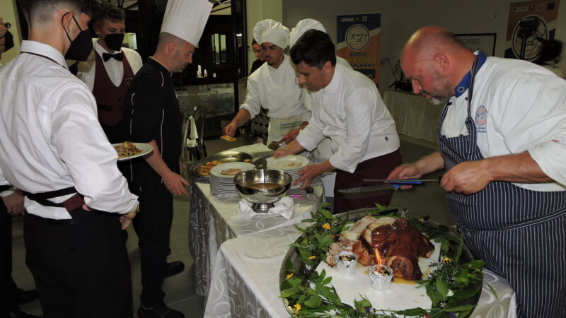 Velletri, ieri sera all’Istituto Alberghiero “Ugo Tognazzi” la consegna del premio culinario a lui dedicato