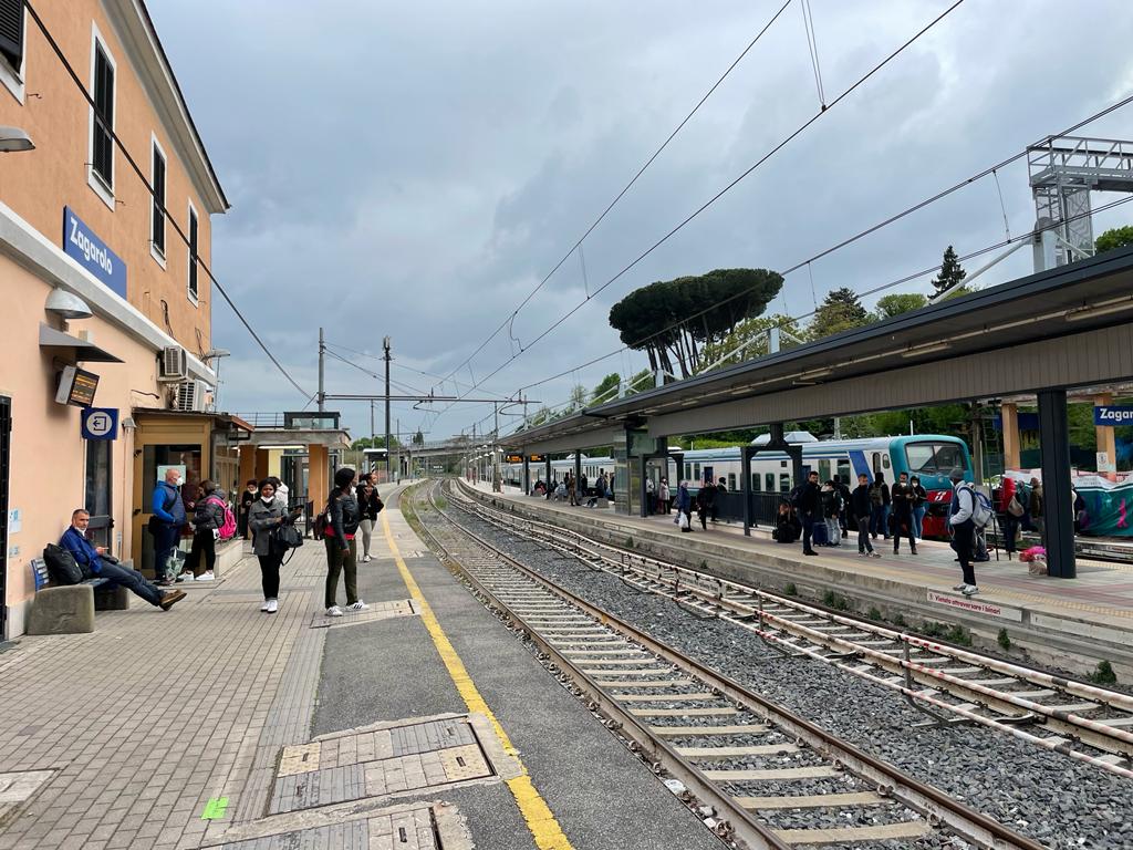 Zagarolo, probabile suicidio di un uomo di mezza età investito da un treno