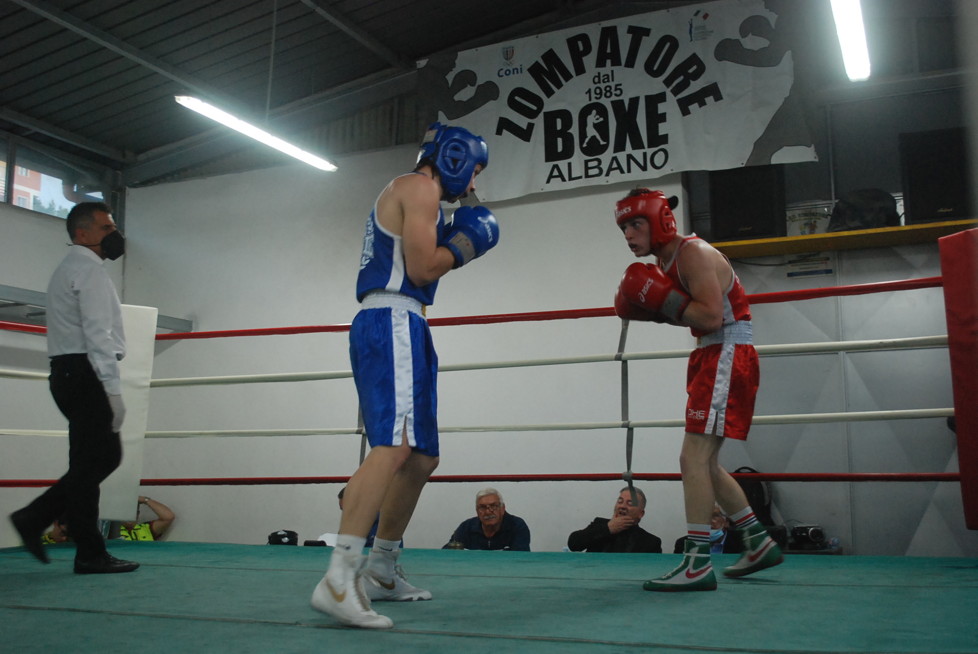 Ariccia, grande serata di Boxe alla Palestra Zompatore di via Casaletto, pienone di spettatori. Intervenuta assessore regionale Valentina Corrado￼