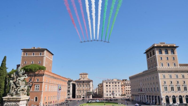 Roma, 2 giugno: Mattarella, la pace è frutto della volontà e dell’impegno degli uomini e degli Stati