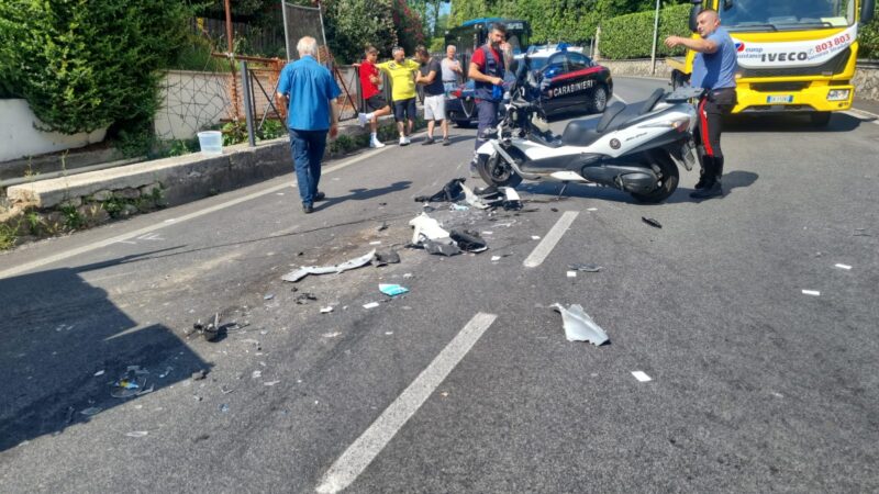 Lariano, incidente stradale tra uno scooter e due auto in via Roma, ferito grave un 38enne ma non in pericolo di vita