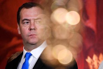 Ucraina, Medvedev: “Risposta nucleare se missili a lungo raggio su Russia”