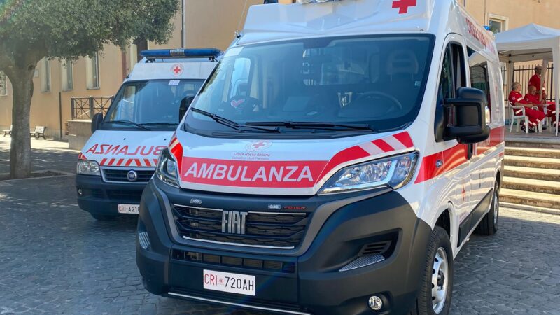 Palestrina, la Croce Rossa dei monti prenestini festeggia i suoi dieci anni con l’inaugurazione di una nuova ambulanza