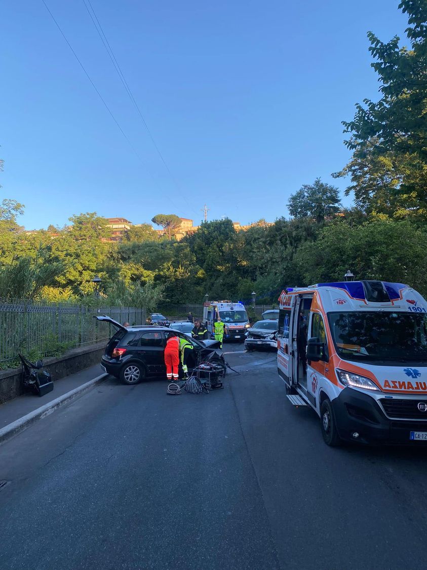 Velletri, grave incidente in via Ponte della regina