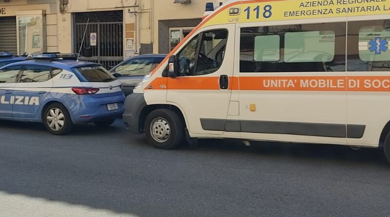 Genzano, ubriaco e fuori di testa va in escandescenze e minaccia tutti in un bar di via Appia Nuova. Fermato dalla Polizia