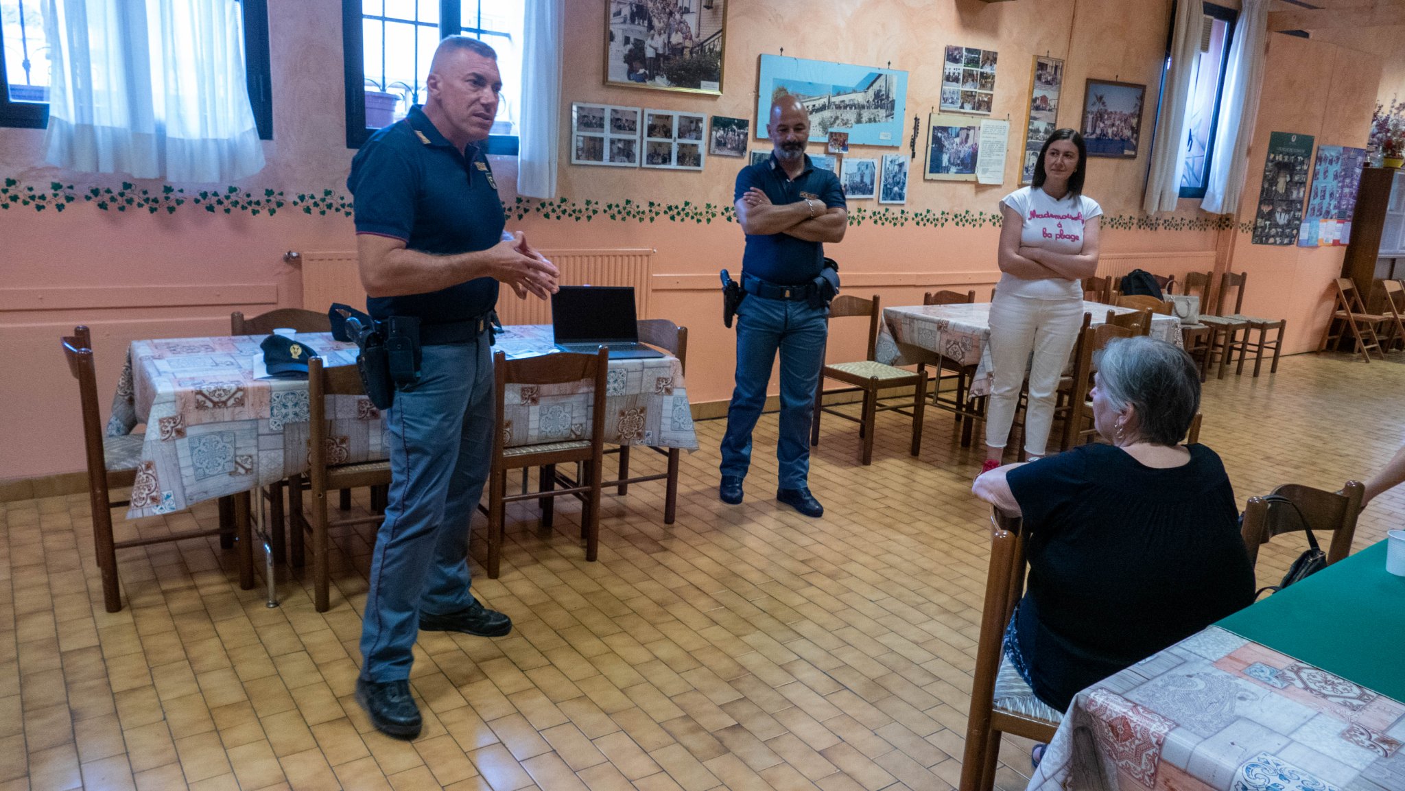 Monte Compatri, campagna contro le truffe al centro anziani con la Polizia di Stato￼