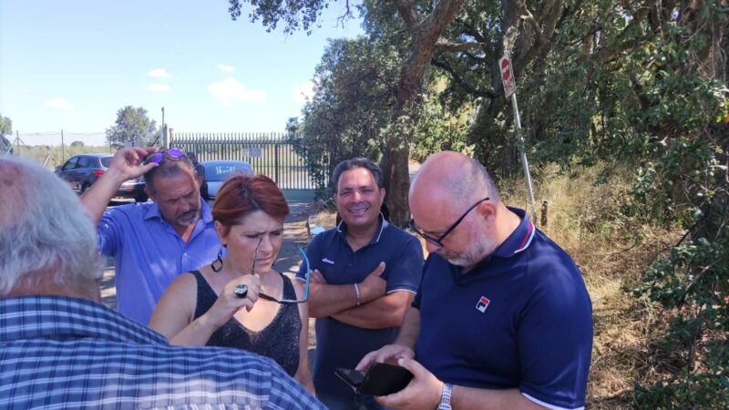 Albano, continua la protesta dei cittadini per la riapertura della discarica, stamattina sul posto il nuovo sindaco di Ardea, Maurizio Cremonini