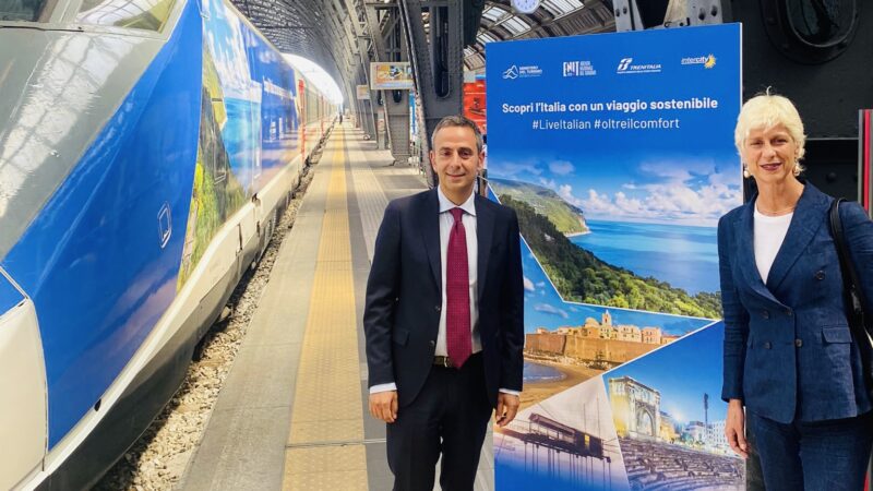 ACCORDO ENIT-TRENITALIA, CARTOLINE ARTISTICHE SUGLI INTERCITY PER PROMUOVERE LA PENISOLA