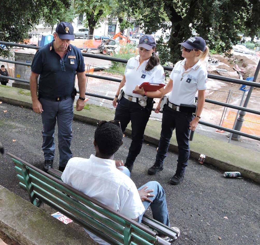 Velletri: Rintracciato e denunciato il rapinatore 17enne che aveva scippato la catenina d’oro a un coetaneo. Operazione polizia di Stato e municipale Velletri