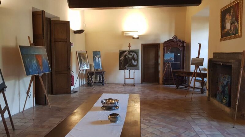 Sambuci: Al Castello Theodoli la mostra “Visioni e Controvisioni”, patrocinata dai comuni di Sambuci e Marino