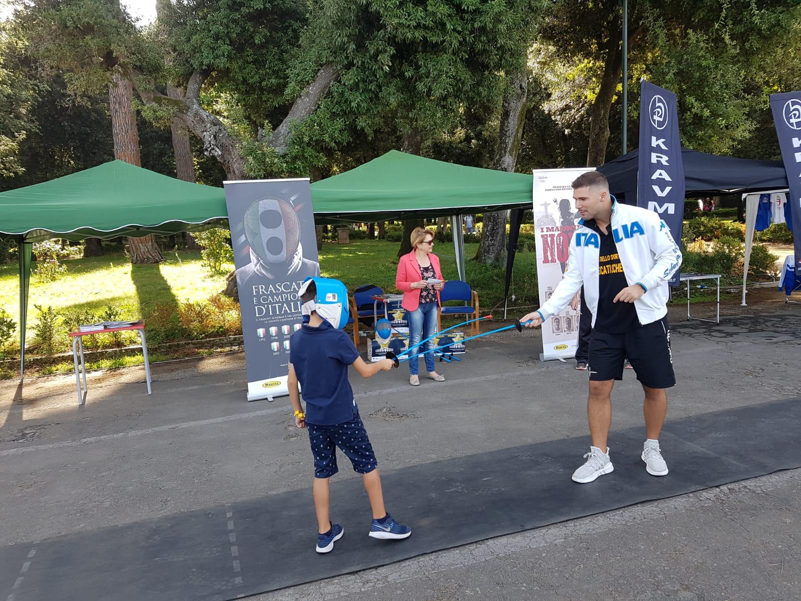 Frascati, il Frascati scherma nel segno della tradizione: domenica la partecipazione alla “Festa dello sport”