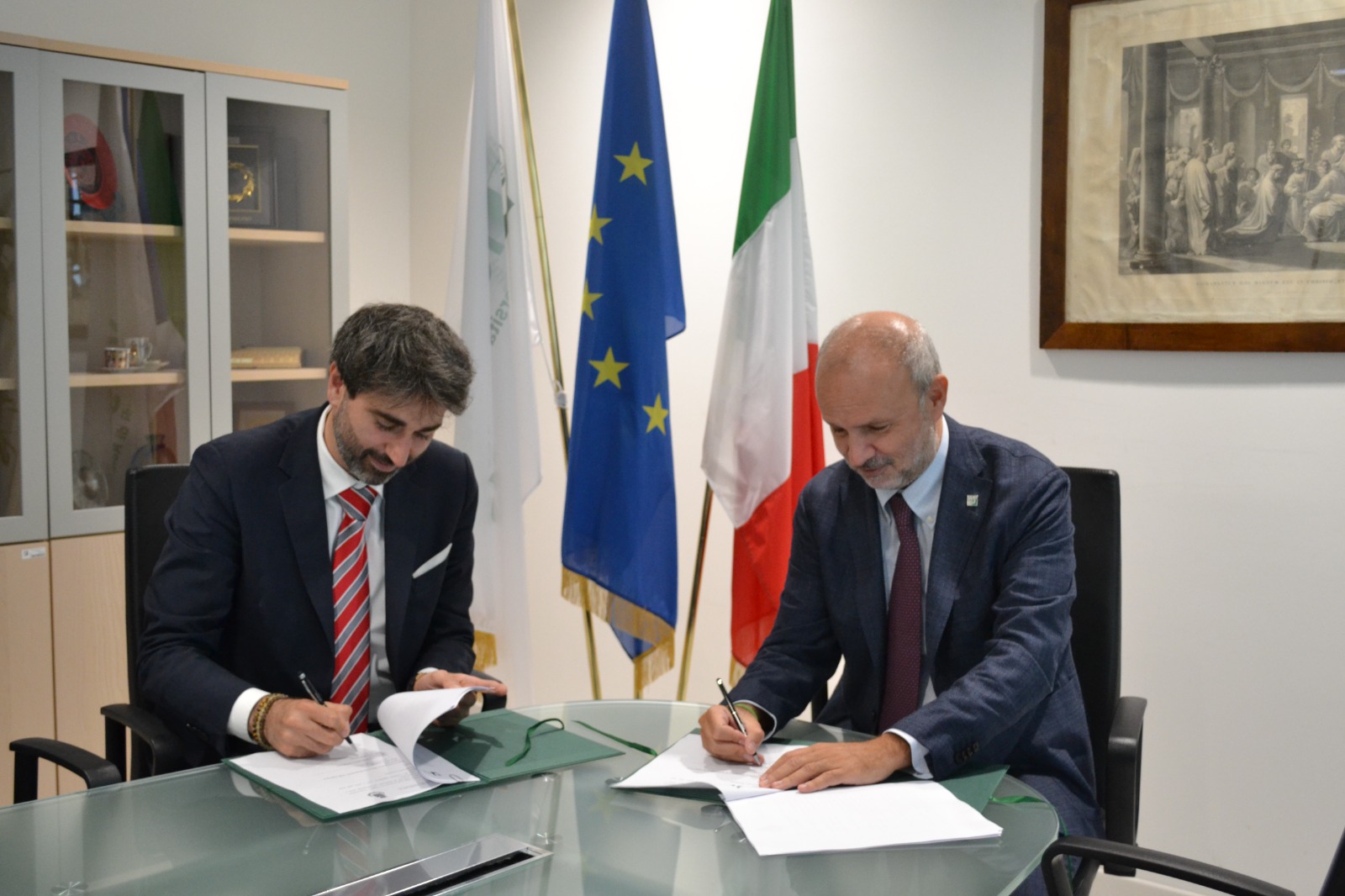 Grottaferrata, Città Universitaria – Firmata la convenzione con l’Università di Tor Vergata per la nascita della “Scuola del Libro”