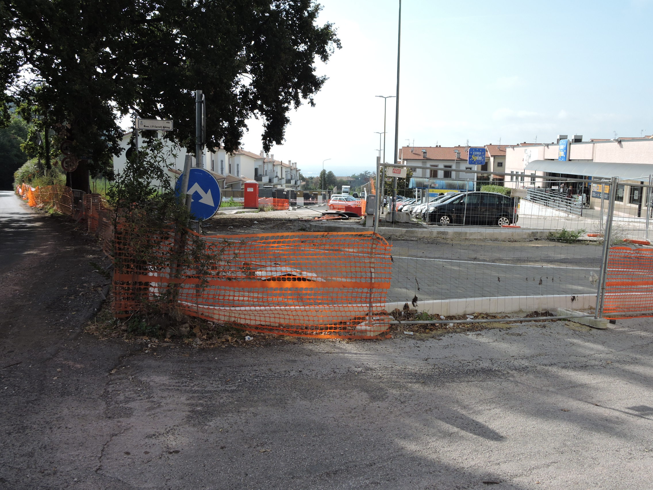 Genzano, in dirittura di arrivo i lavori a via Montegiove Nuovo, davanti l’Eurospin. Il sindaco Zoccolotti: “A breve apriremo il tratto stradale rimesso a nuovo”