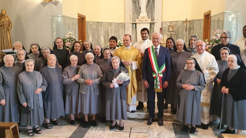 Marino, Suon Maria Luisa compie 100 anni. La visita a sorpresa del Sindaco per gli auguri da parte della città