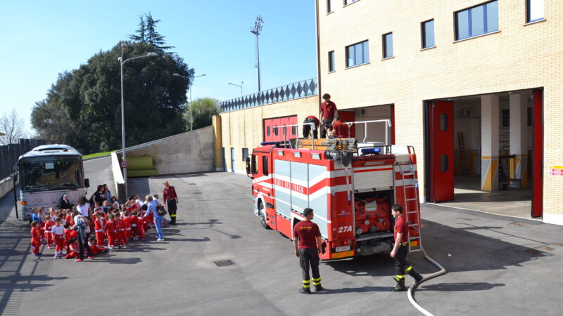 Velletri: Porte aperte al Comando dei Vigili del Fuoco di via E. De Filippo giovedì 13 ottobre. Dalle 9 alle 13, per la “Settimana della Protezione Civile”