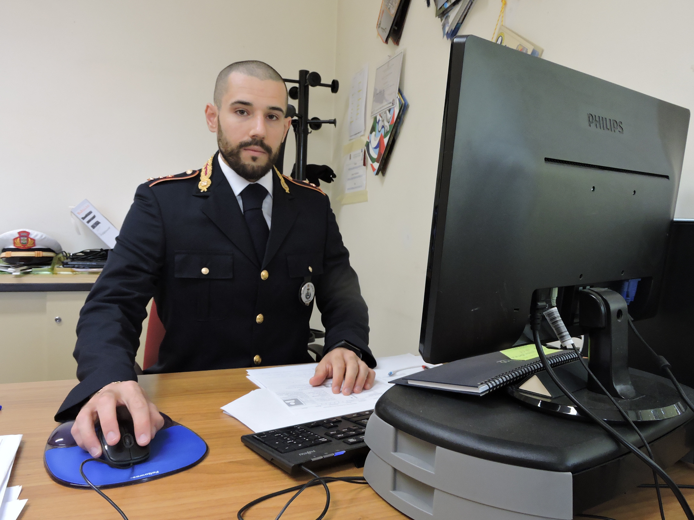 Lariano, nominato il nuovo comandante della Polizia Locale. E’ il giovane funzionario Anthony Cantoni al suo primo incarico da comandante