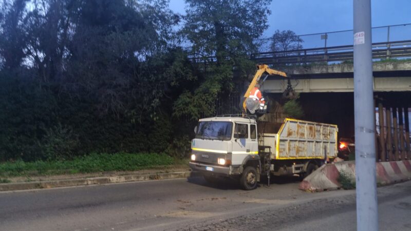 Frascati: Ultimate le operazioni di sgombero e pulizia del ponte di via Tuscolana