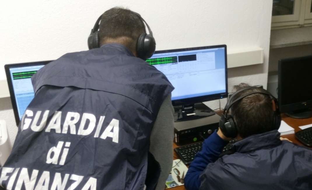 Roma, Guardia di Finanza: un arresto per giro di fatture false. Sequestrati beni per circa 2 milioni di euro a 22 amministratori di società