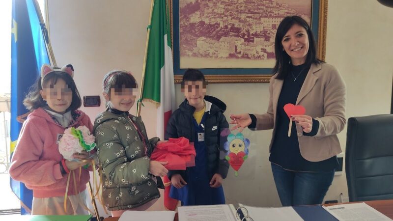 Monte Compatri: Giornata mondiale della gentilezza, gli studenti in visita al Comune