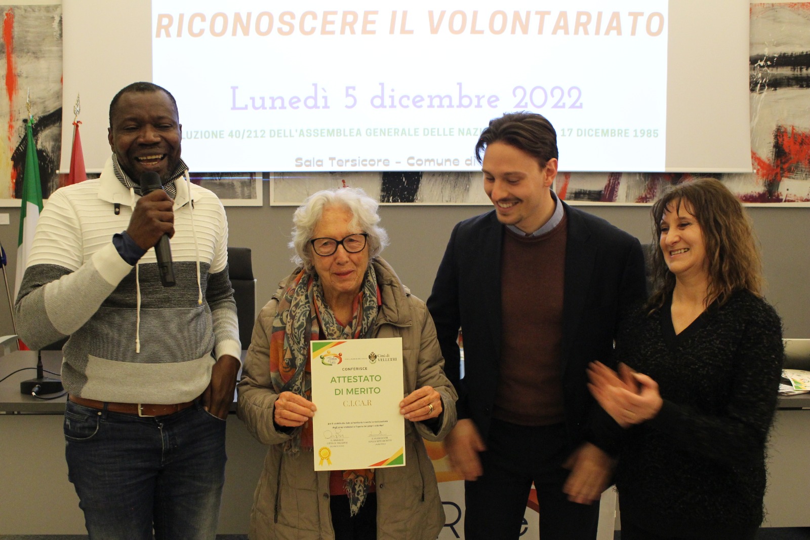 Velletri, Premio “Riconoscere il Volontariato” consegnato a molte associazioni ed enti. Al Comune la premiazione