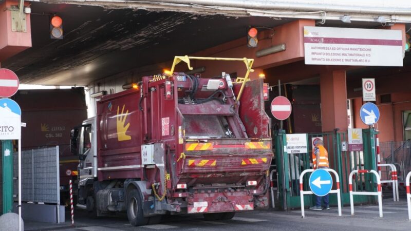 Rifiuti di Roma in Europa contro l’emergenza, ecco il piano di Ama da oltre mezzo miliardo di euro (fino al Giubileo)