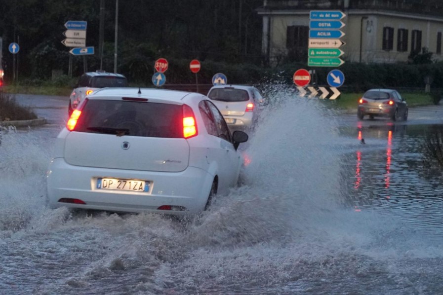 Temporali, neve e freddo: nuova ondata di maltempo durante il ponte dell’Immacolata