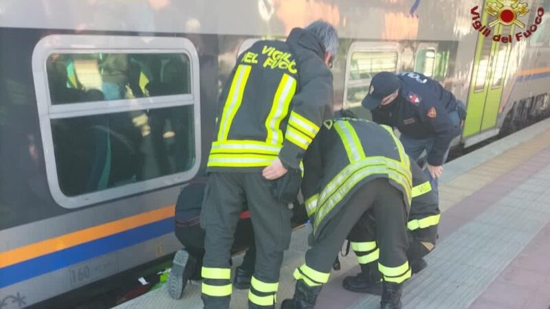 Colleferro settantenne muore sotto il treno in stazione. Probabile suicidio