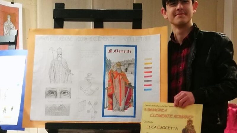 Velletri: Premiati i ragazzi del liceo artistico che hanno realizzato i disegni per l’icona di San Clemente. Primo premio a Luca Crocetta del IV C