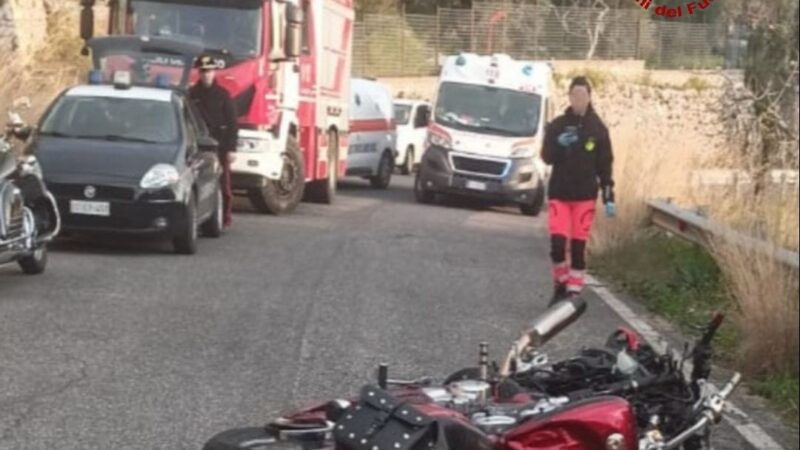 Itri, incidente mortale in strada tra due moto, 3 motociclisti morti