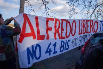 Caso Cospito, l’avvocato: “Vedrò Alfredo martedì, valuteremo insieme cosa fare”